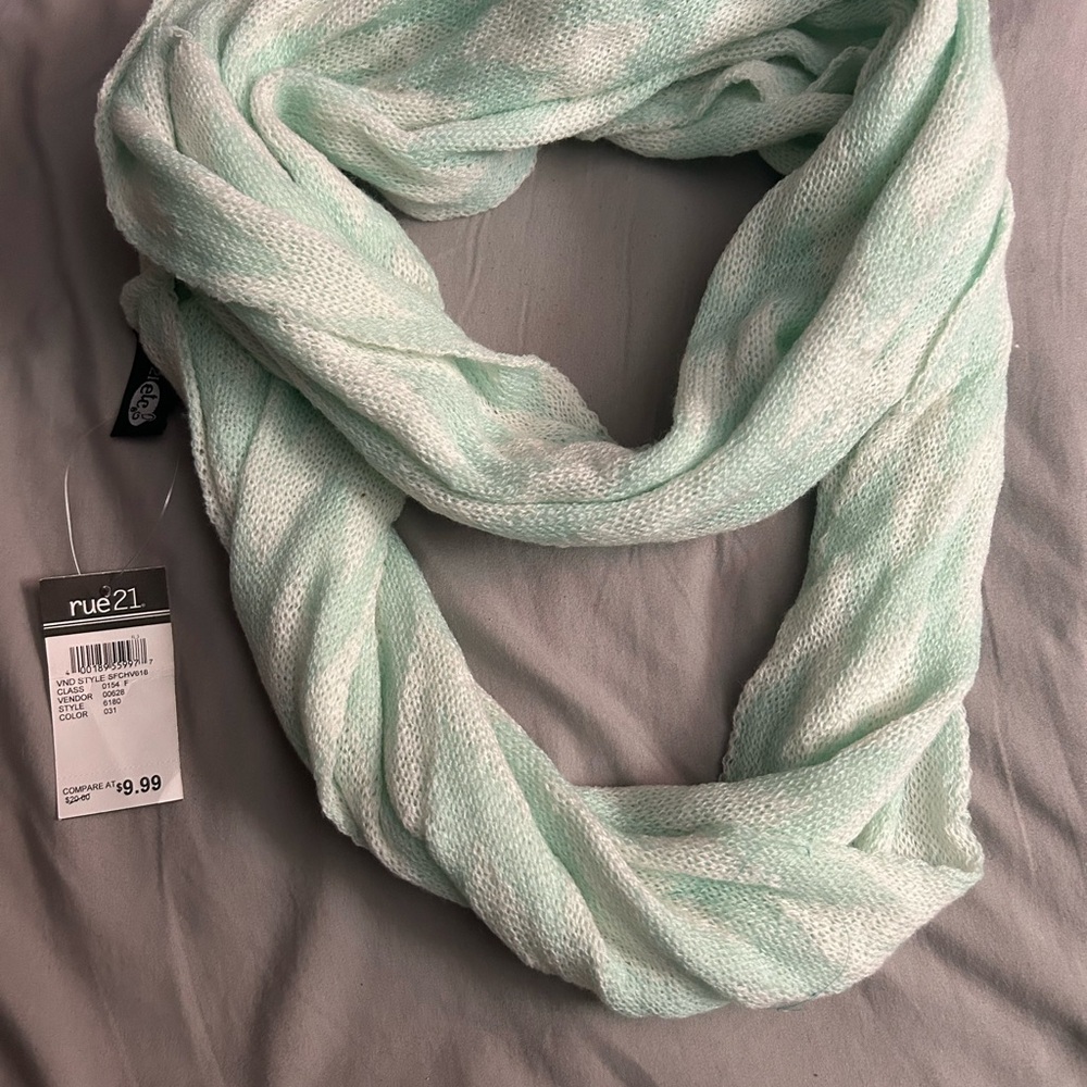 Rue21 Mint Green Infinity Scarf